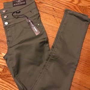 Refugee High-Wasted Skinny Jeans